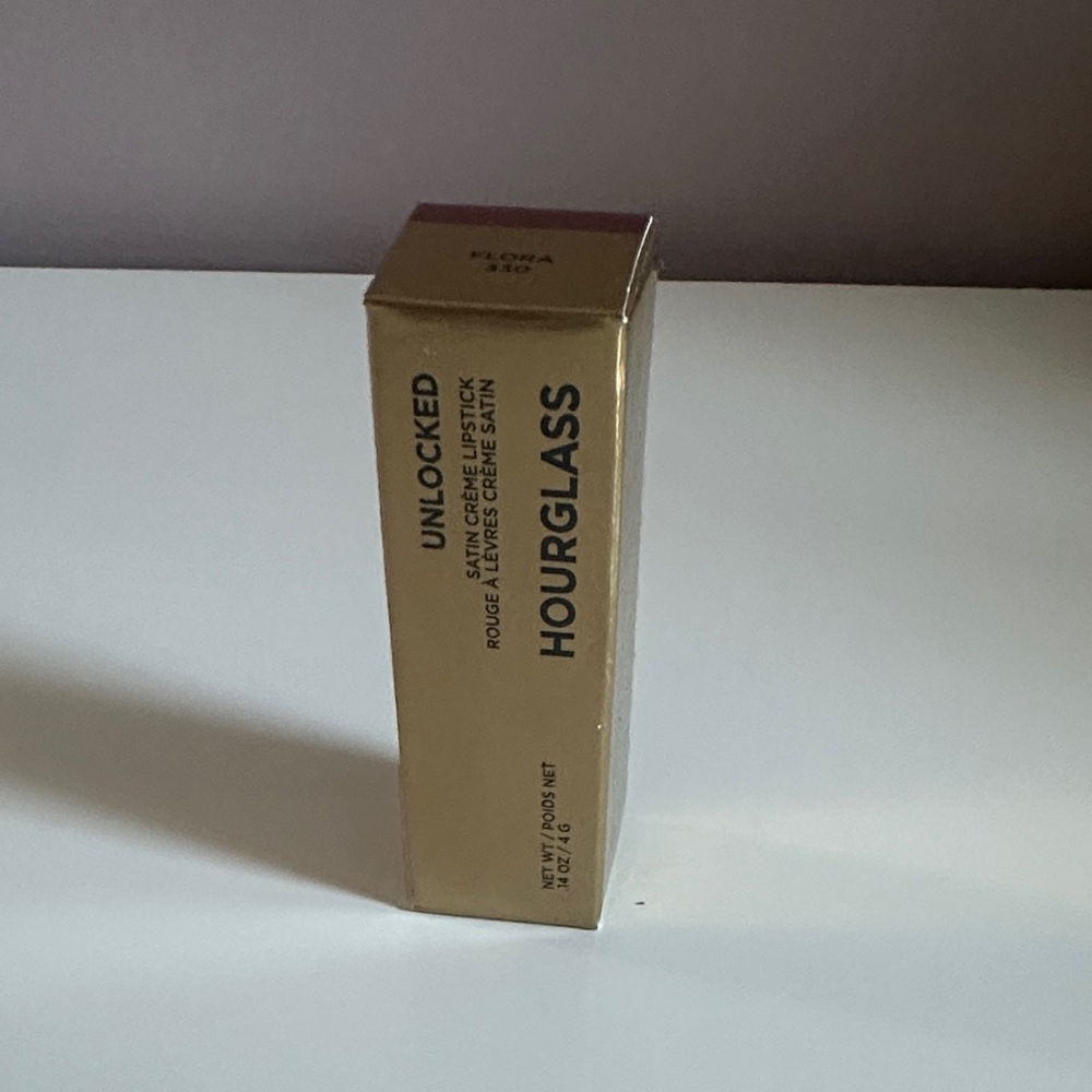 HOURGLASS satin crème lipstick(flora)